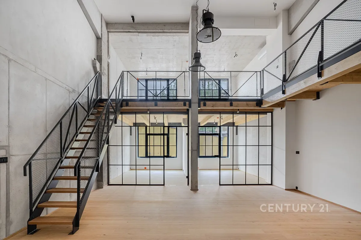 Prodej bytu 4+kk 176 m²